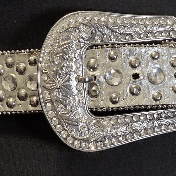 80/90\'s (M) HEAVY-in-weight (6lb+) metallic bling (cross & gems) 4\